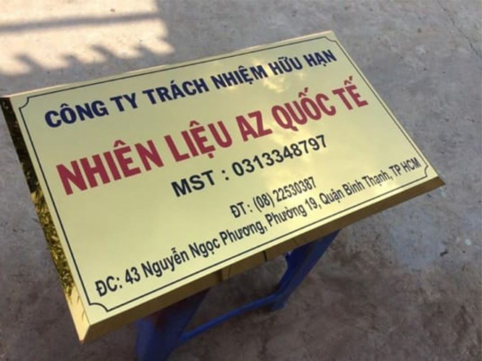 Biển inox ăn mòn 